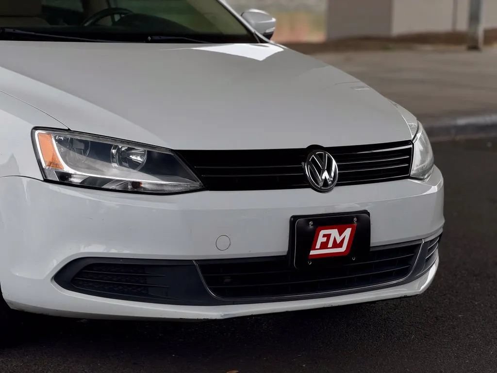 Used 2014 Volkswagen Jetta TDI FWD image 12