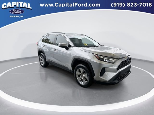 Used 2023 Toyota RAV4 XLE image 2