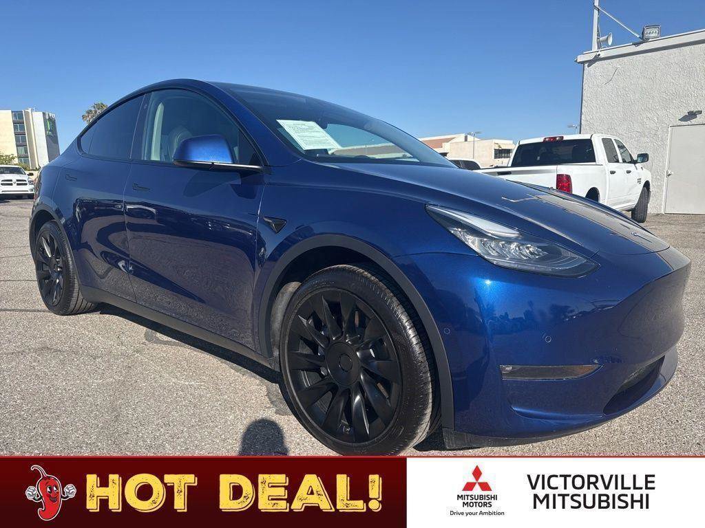 Used 2021 Tesla Model Y Long Range AWD/4WD image 1