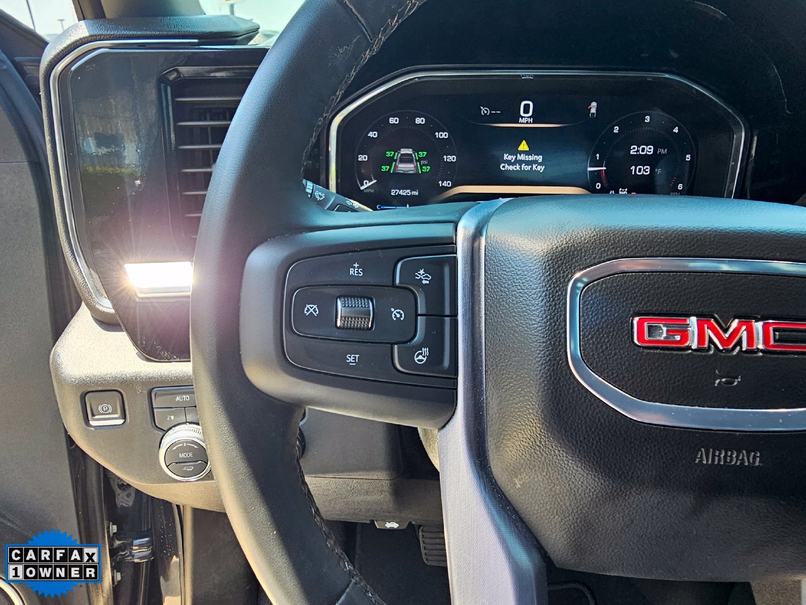 Used 2026 GMC Sierra 1500 SLT AWD/4WD image 18
