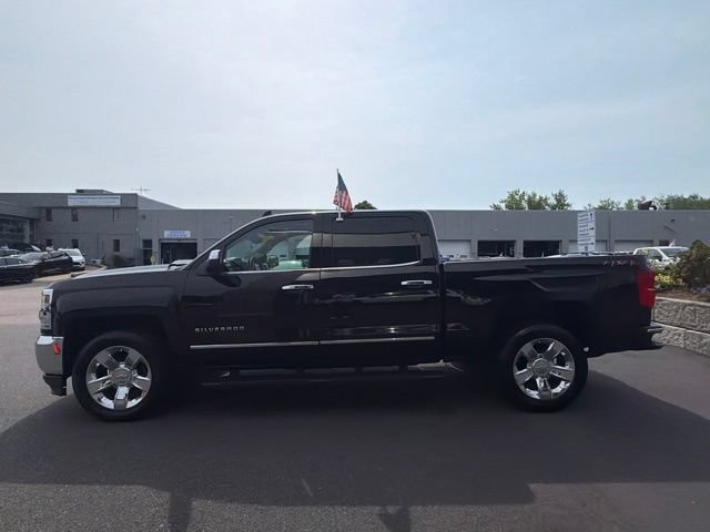 Used 2018 Chevrolet Silverado 1500 LTZ w/ Sport Package AWD/4WD image 4