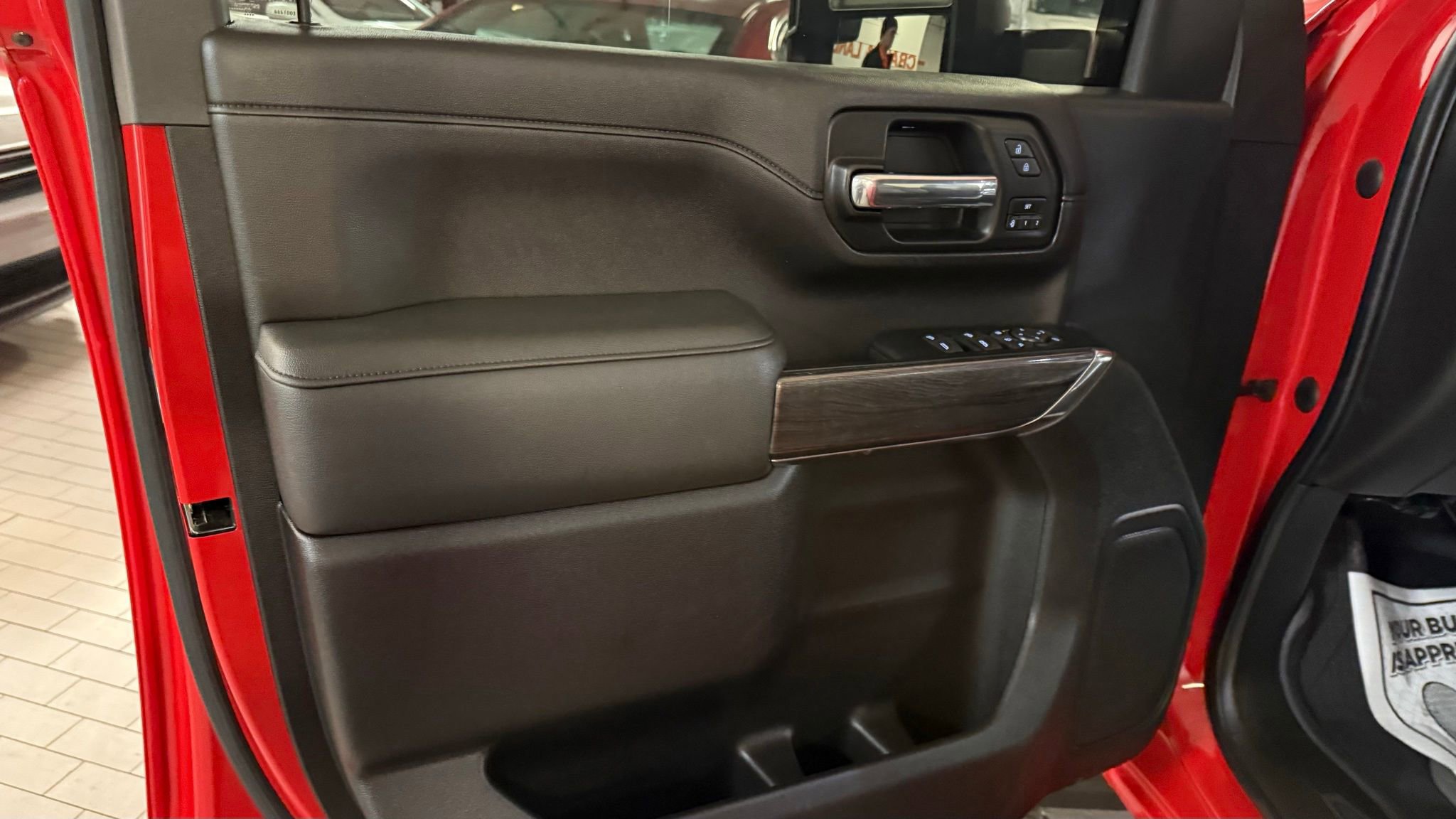 Used 2020 Chevrolet Silverado 2500 LTZ w/ LTZ Convenience Package image 35