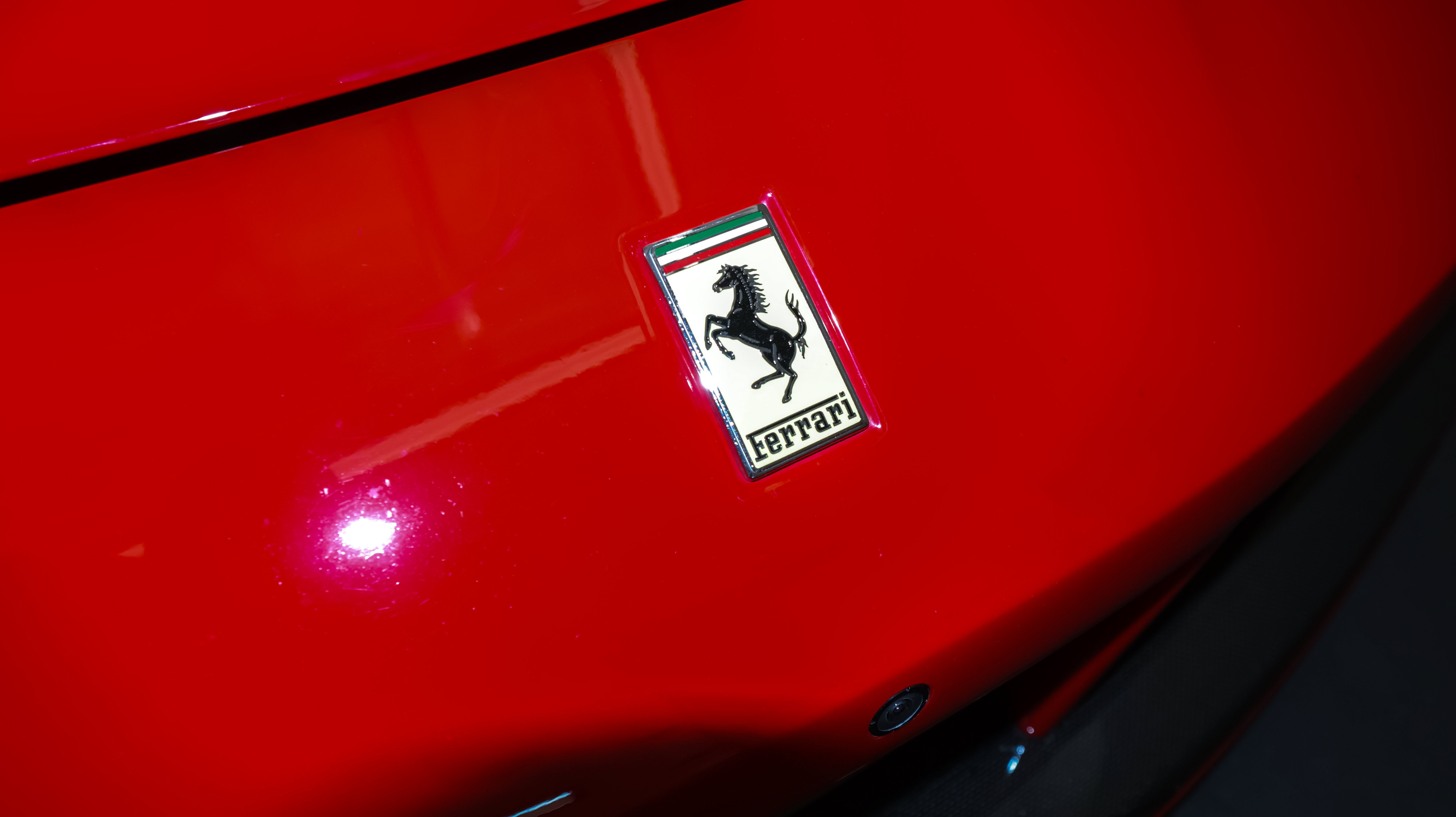 Used 2019 Ferrari 488 Spider RWD image 44