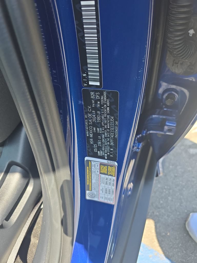 Used 2025 Kia K4 FWD image 26