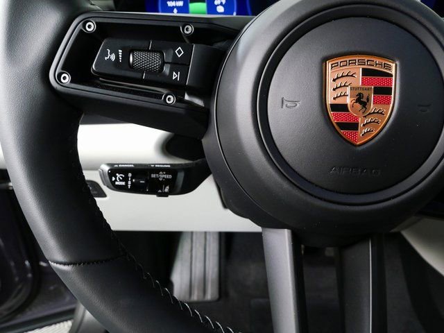 New 2026 Porsche Macan 4 Electric AWD/4WD image 10