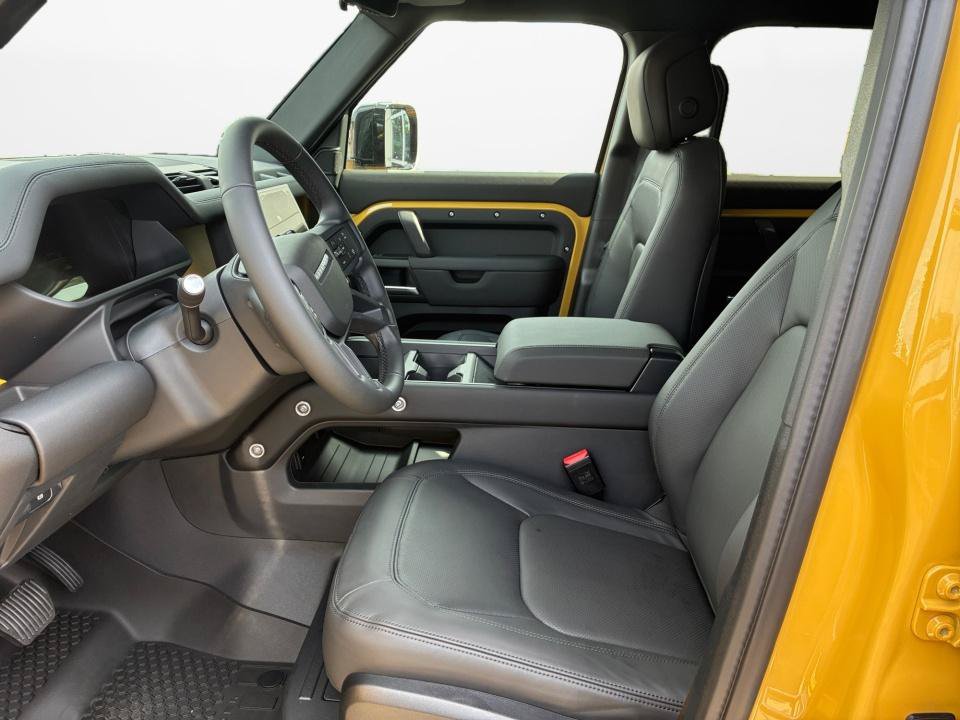 New 2026 Land Rover Defender 110 Trophy Edition AWD/4WD image 6