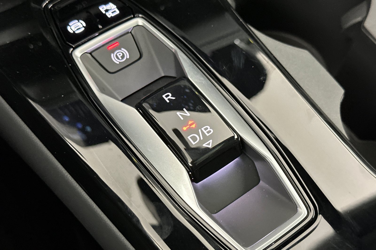 New 2027 Audi SQ6 e-tron Premium Plus AWD/4WD image 19