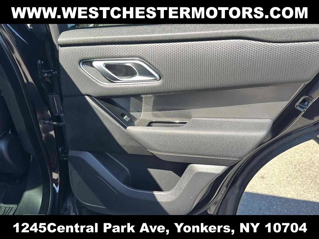 Used 2022 Land Rover Range Rover Velar S AWD/4WD image 17