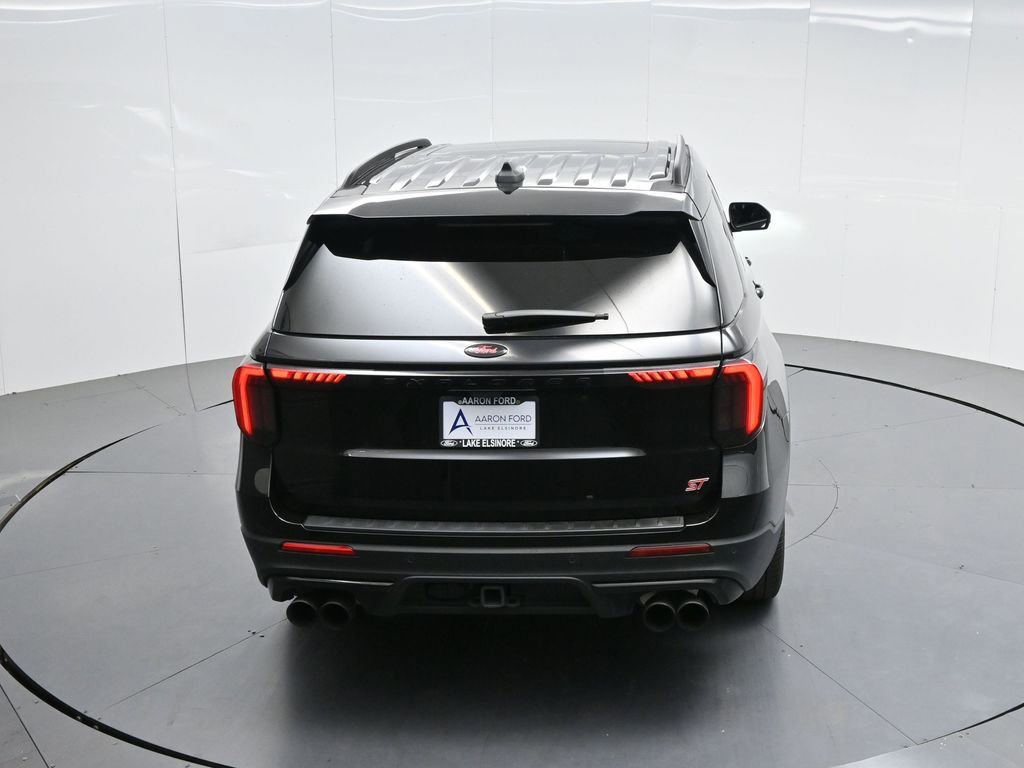 Used 2025 Ford Explorer ST AWD/4WD image 46