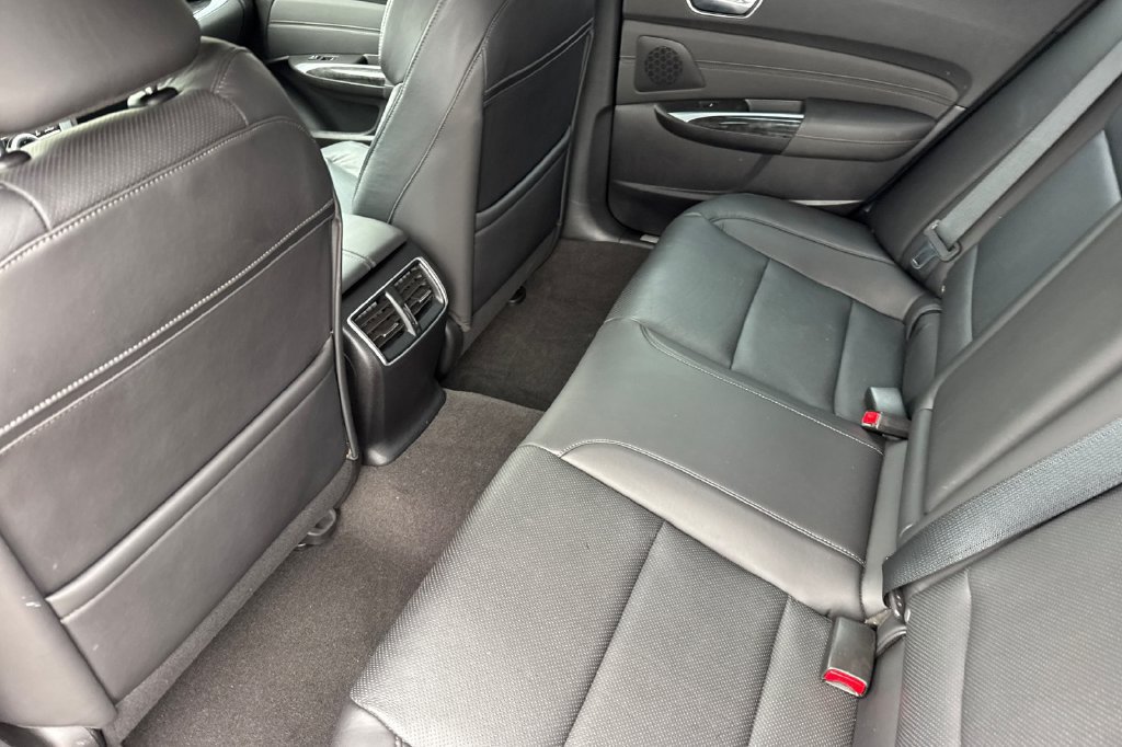 Certified 2020 Acura TLX w/ Technology Package FWD image 5