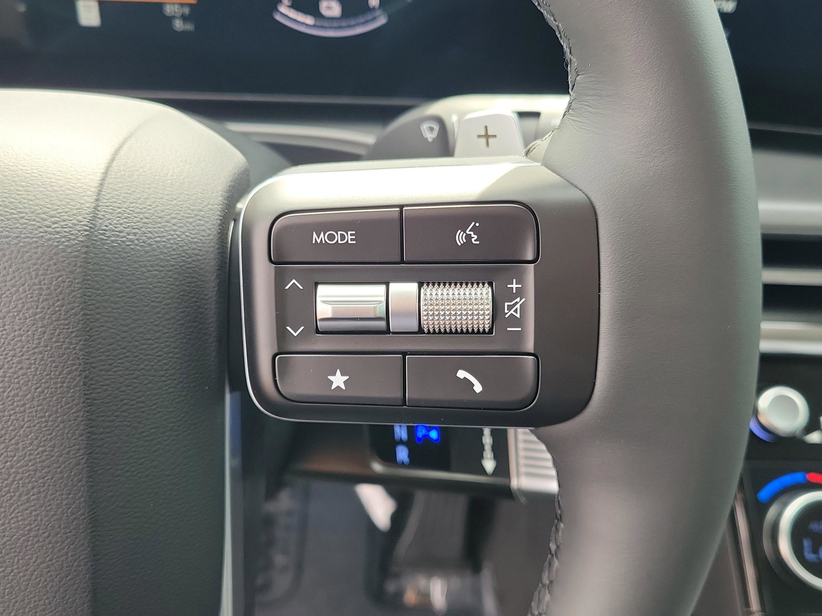 New 2026 Hyundai Santa Fe SE image 13