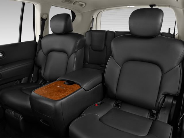 Used 2024 Nissan Armada Platinum w/ Captain's Chairs Package image 11