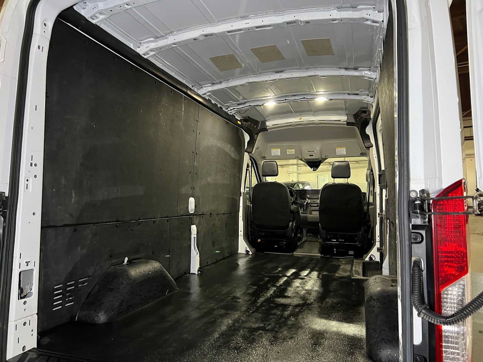 Used 2023 Ford Transit 250 Medium Roof AWD w/ Load Area Protection Package image 17