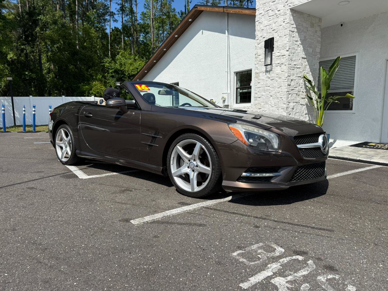 Used 2016 Mercedes-Benz SL 400 image 10