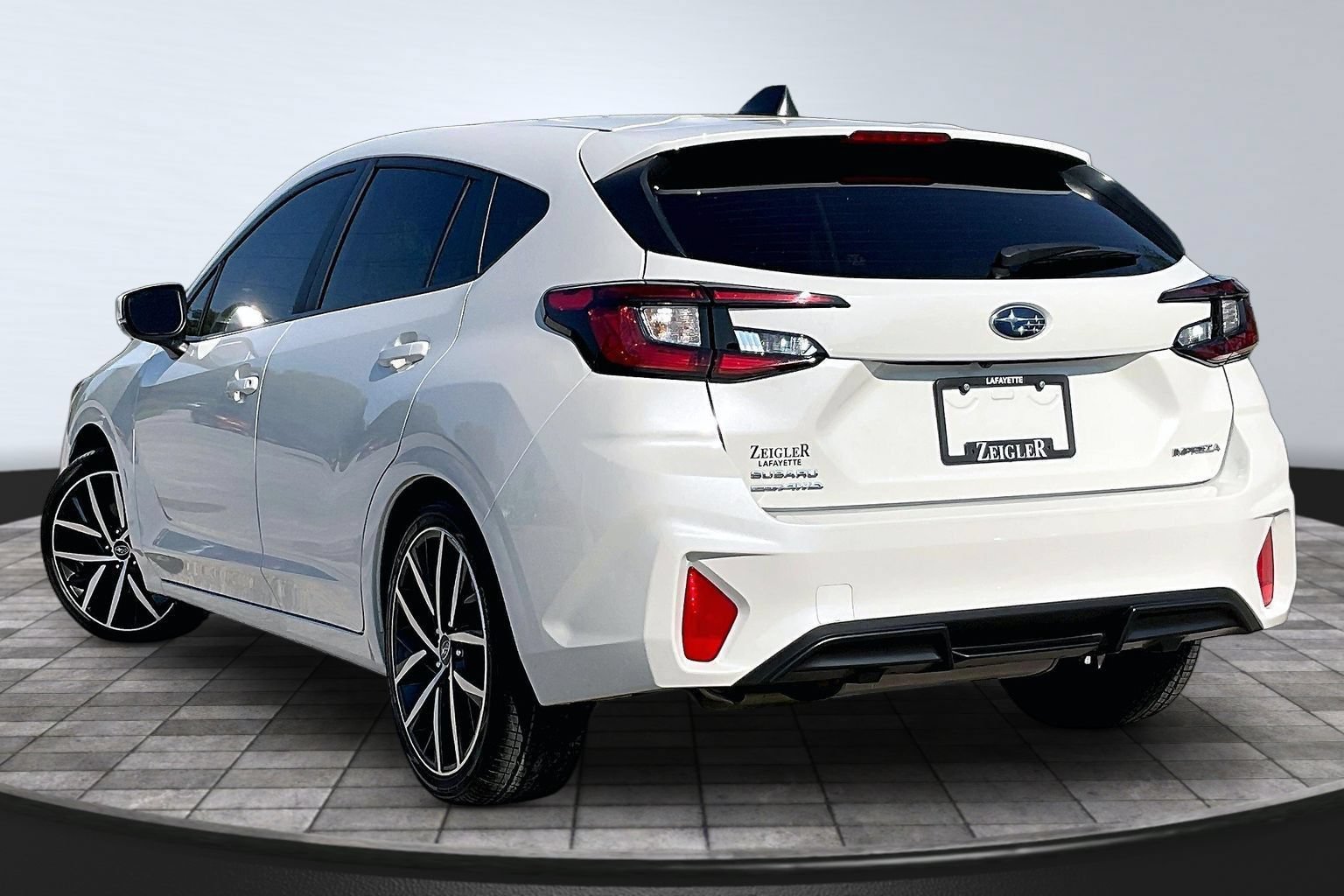 Certified 2024 Subaru Impreza 2.0i Sport AWD/4WD image 11