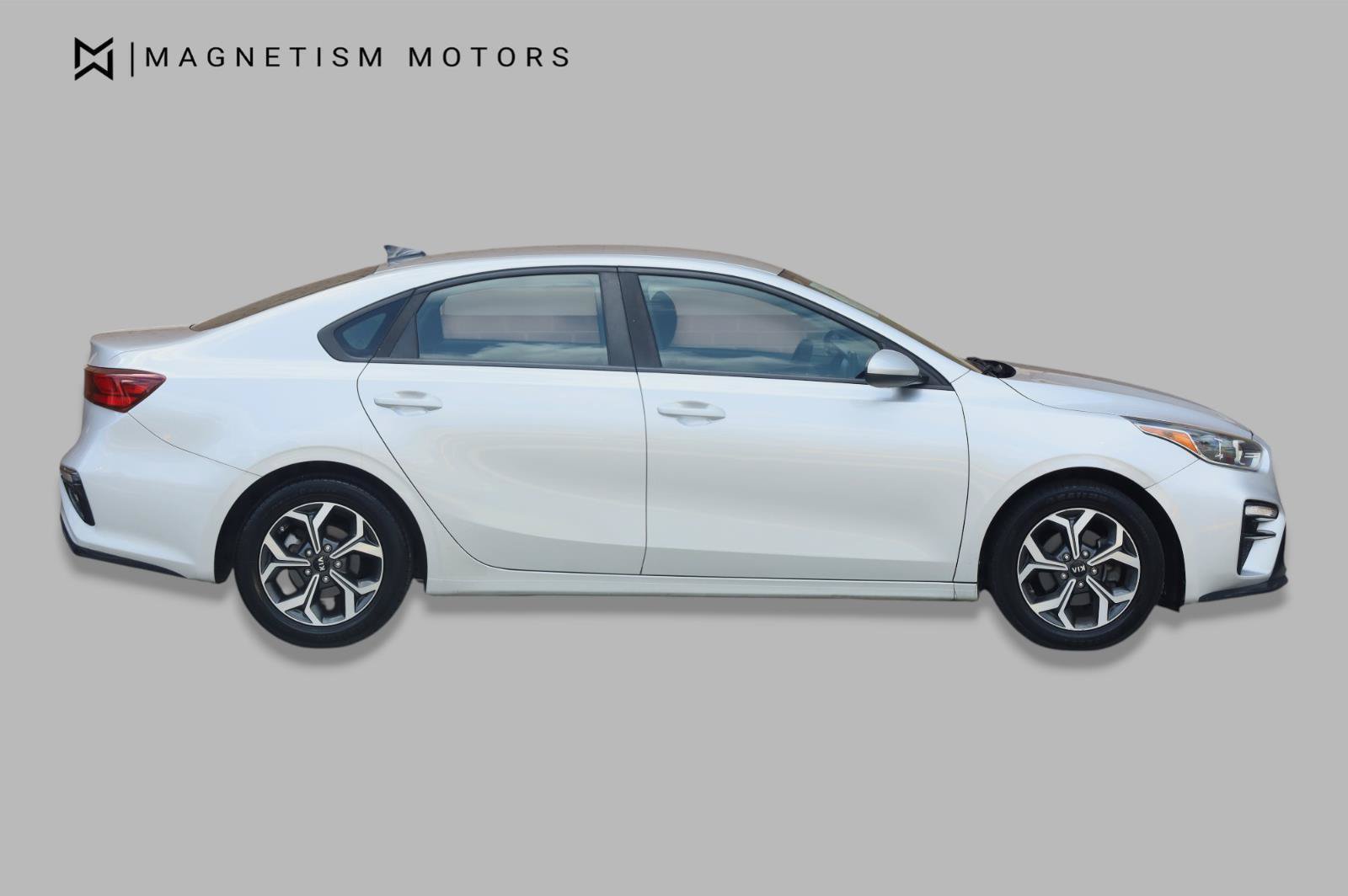 Used 2019 Kia Forte LXS FWD image 3
