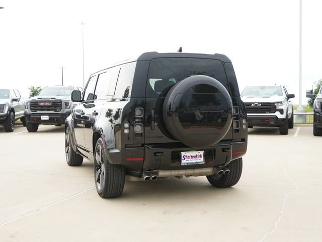 Used 2025 Land Rover Defender 110 V8 AWD/4WD image 7