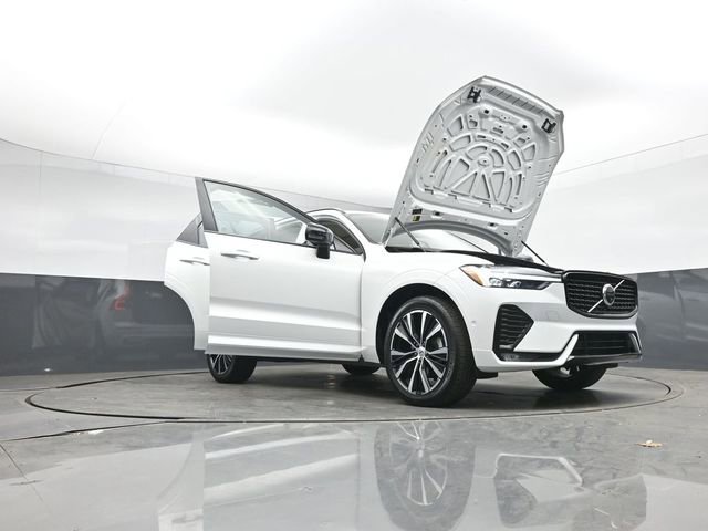 Used 2023 Volvo XC60 B5 Ultimate AWD/4WD image 56