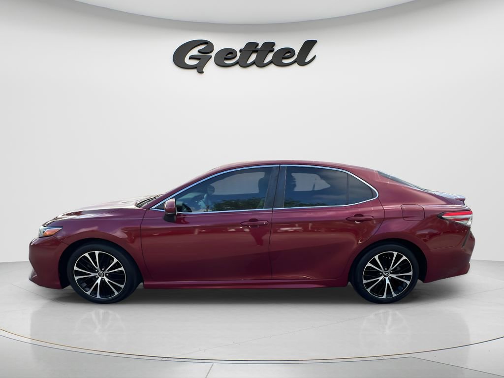 Used 2018 Toyota Camry SE FWD image 8
