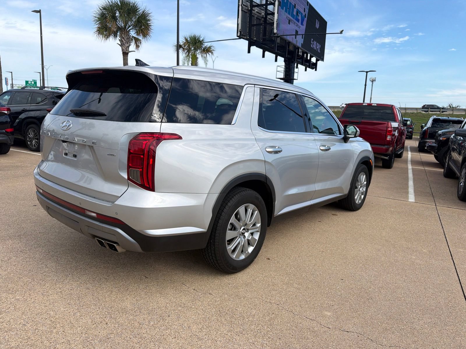 Used 2025 Hyundai Palisade SEL AWD/4WD image 5
