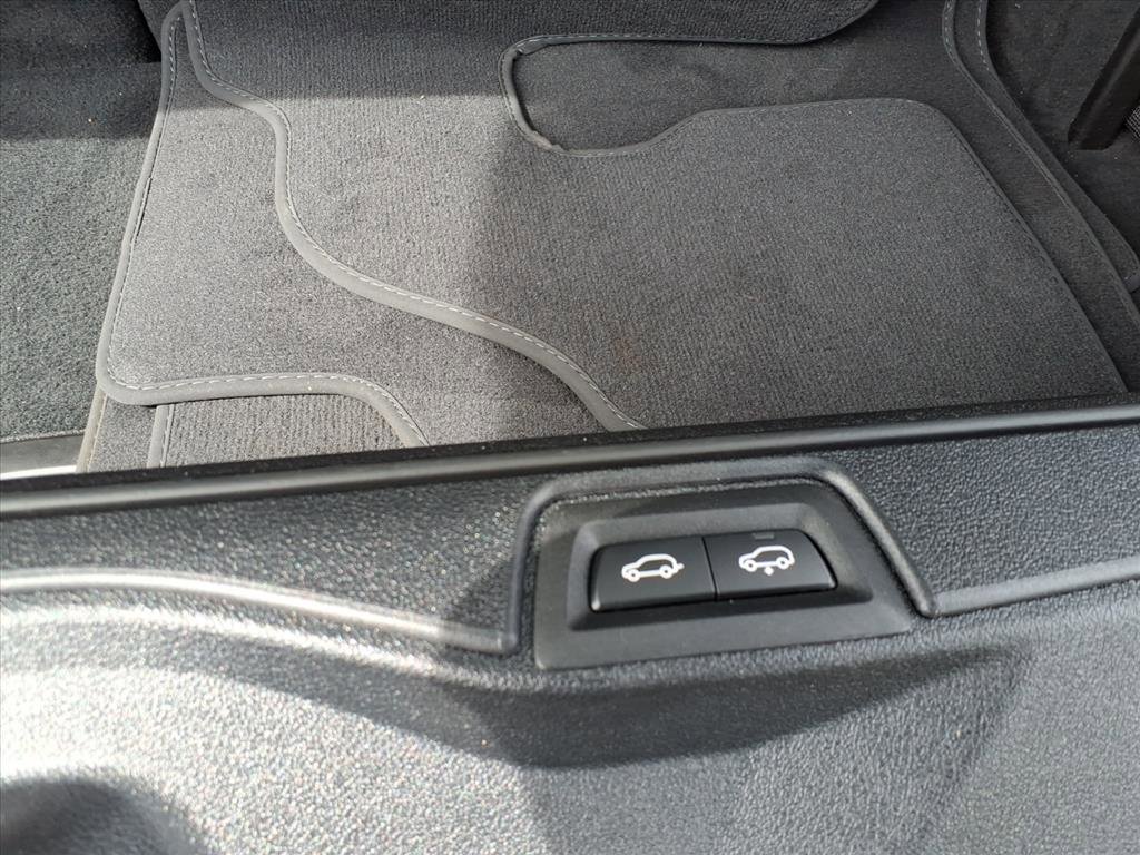 Used 2023 BMW X7 xDrive40i w/ Parking Assistance Package image 15