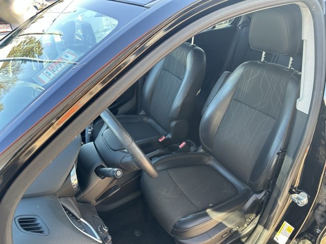 Used 2020 Chevrolet Trax LT w/ Driver Confidence Package image 9