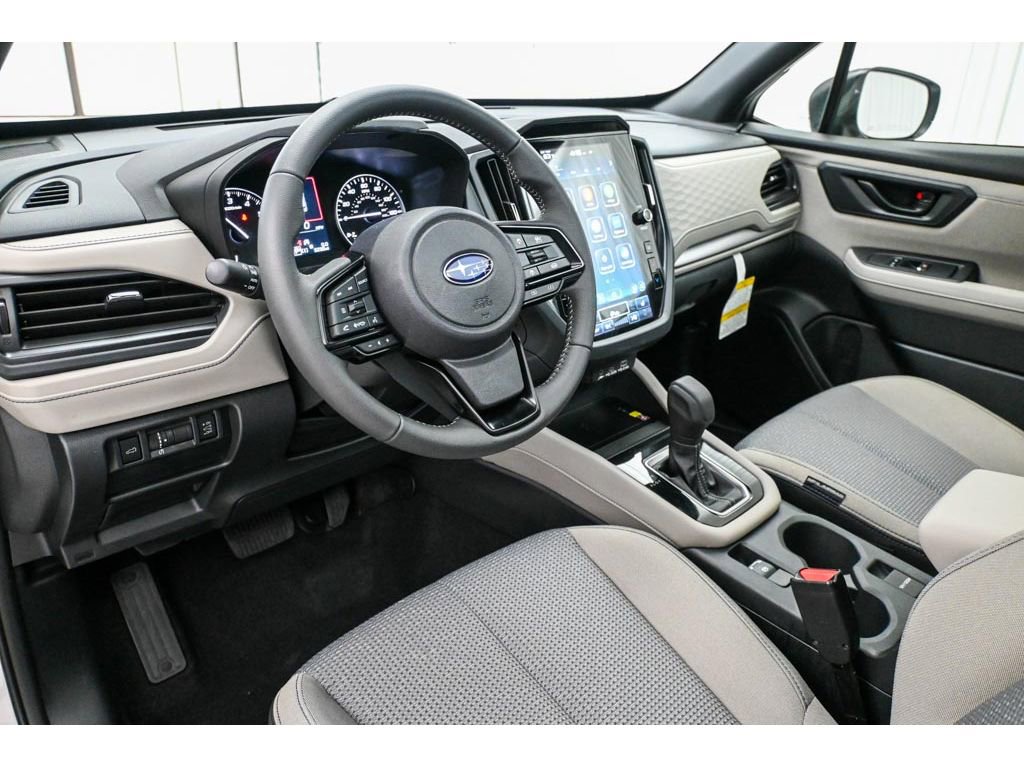 Used 2025 Subaru Forester Premium w/ Convenience Package #2 AWD/4WD image 15