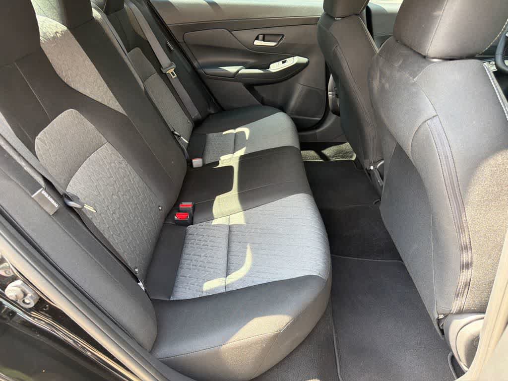 Used 2026 Nissan Sentra SV w/ SV Convenience Package FWD image 14