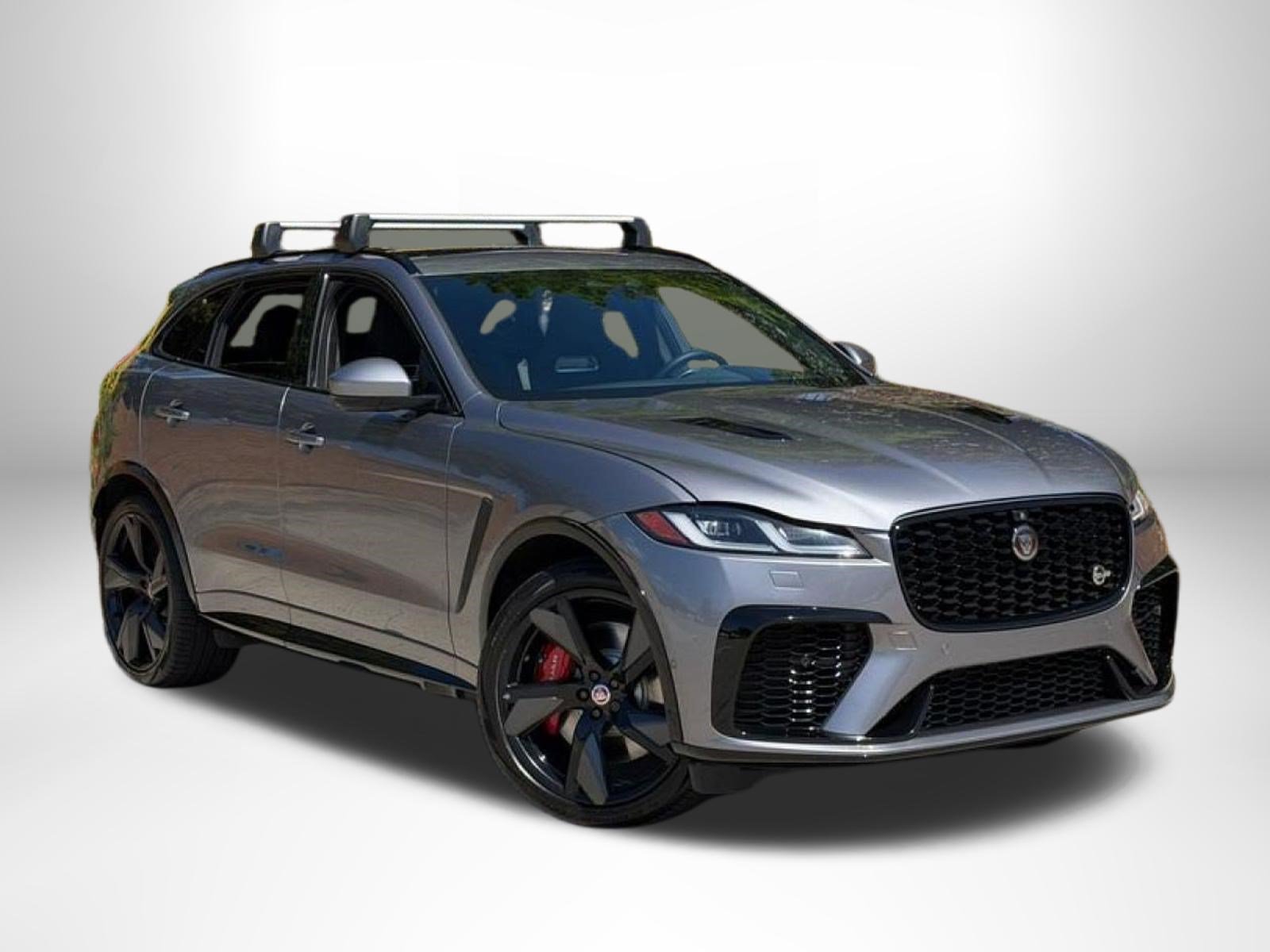 Used 2023 Jaguar F-PACE SVR AWD/4WD image 2