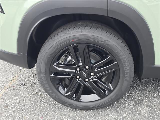 New 2026 Chevrolet Trax ACTIV w/ Sunroof Package FWD image 34