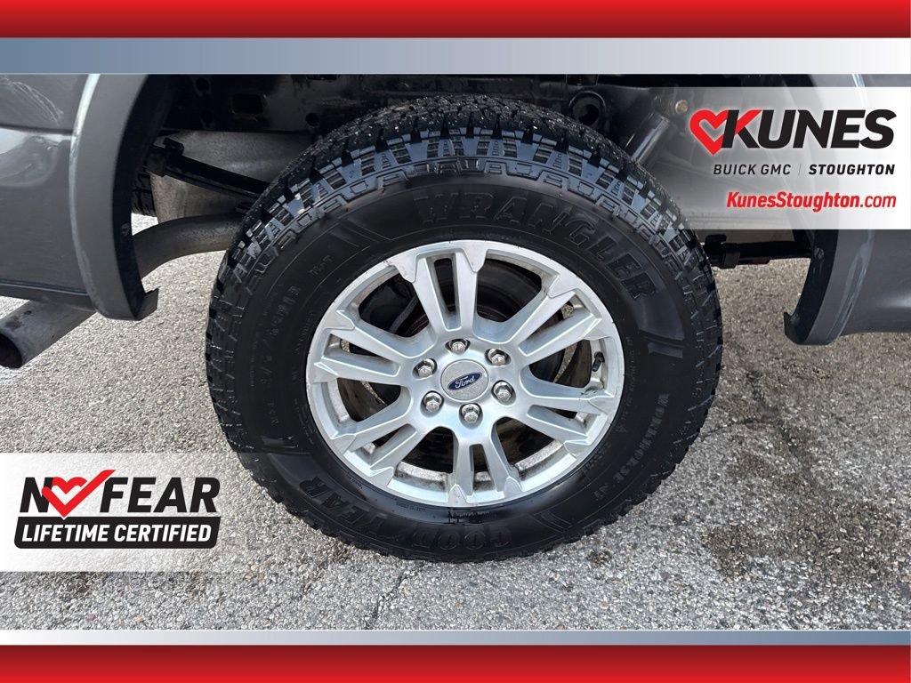 Used 2017 Ford F150 Lariat w/ FX4 Off-Road Package image 14