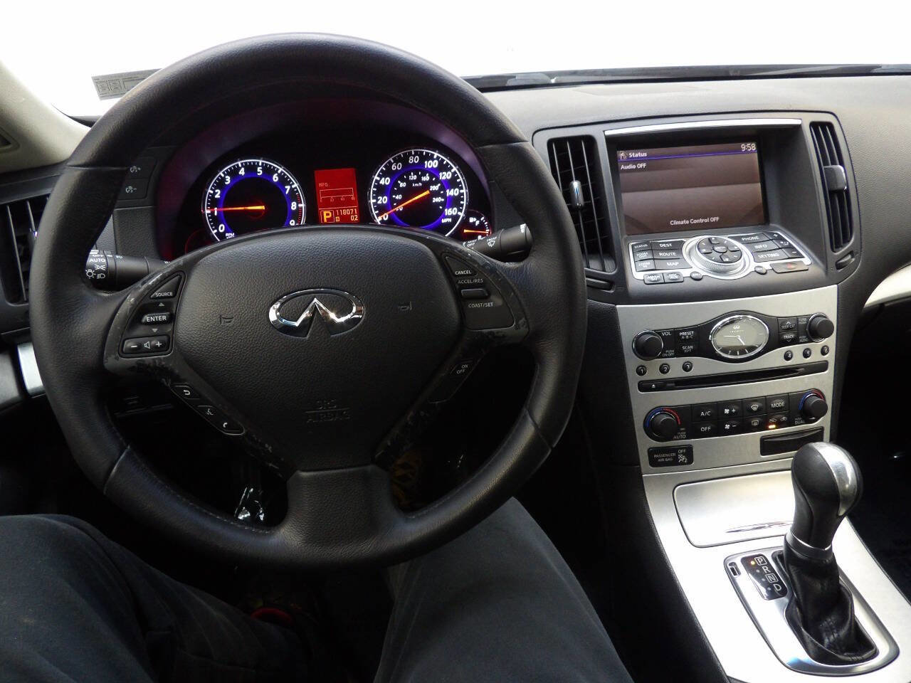 Used 2009 INFINITI G37 x Sedan w/ Premium Pkg image 17