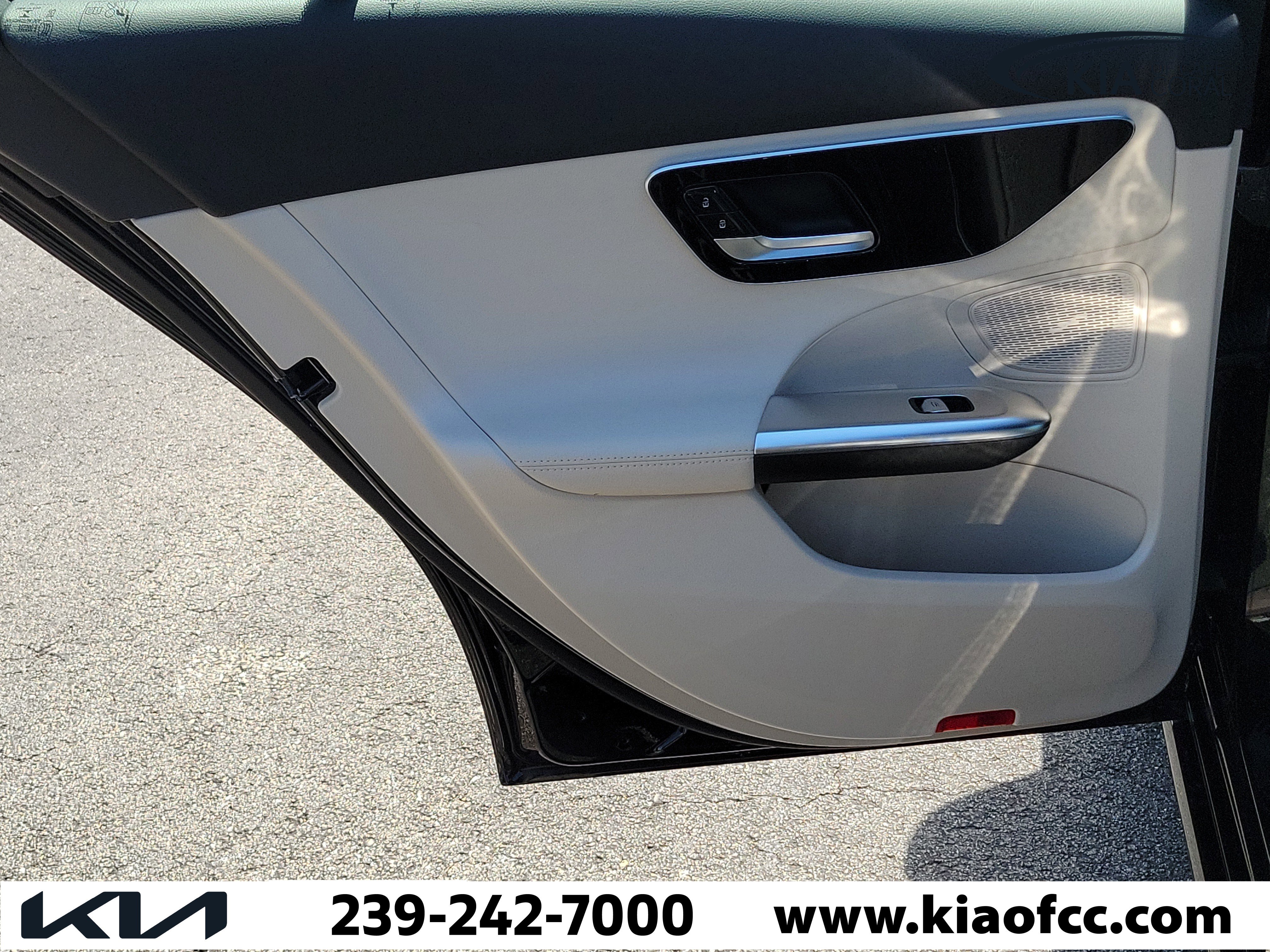 Used 2022 Mercedes-Benz C 300 4MATIC Sedan image 19