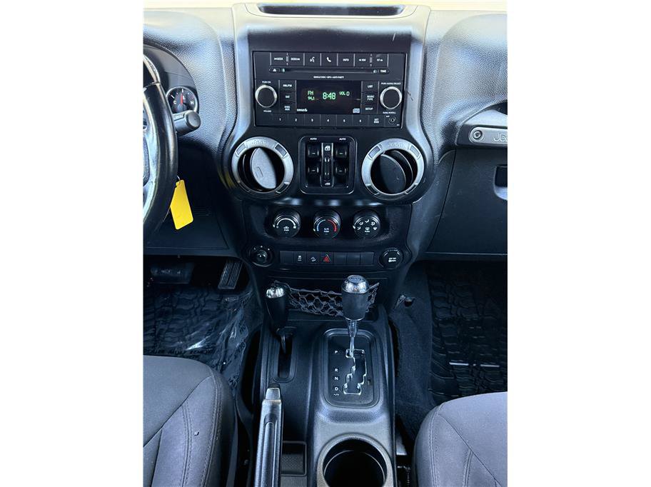 Used 2014 Jeep Wrangler Unlimited Sport w/ Quick Order Package 24S AWD/4WD image 12