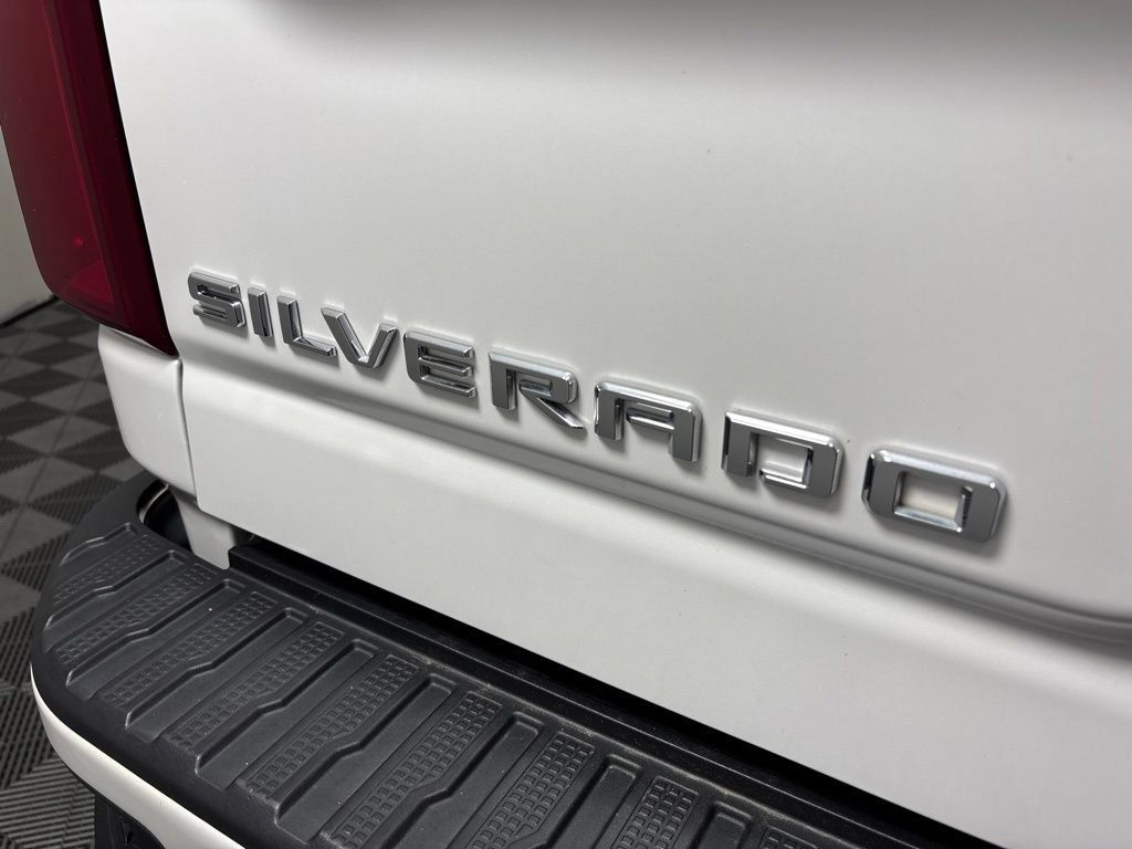 Certified 2023 Chevrolet Silverado 3500 High Country AWD/4WD image 17