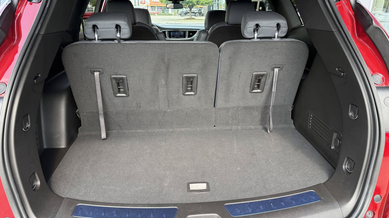 Used 2023 Buick Enclave Essence w/ Experience Buick Package FWD image 23