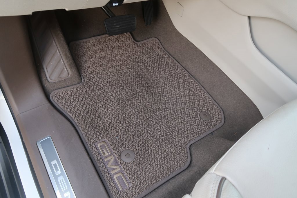 Used 2021 GMC Yukon Denali w/ Denali Ultimate Package image 14