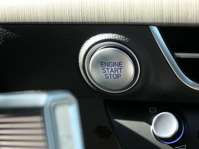 New 2025 Hyundai Sonata Limited image 17