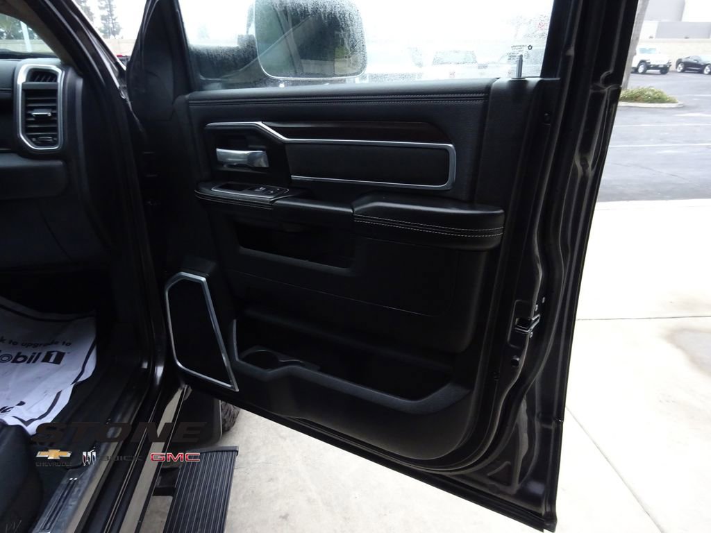 Used 2022 RAM 2500 Laramie image 31