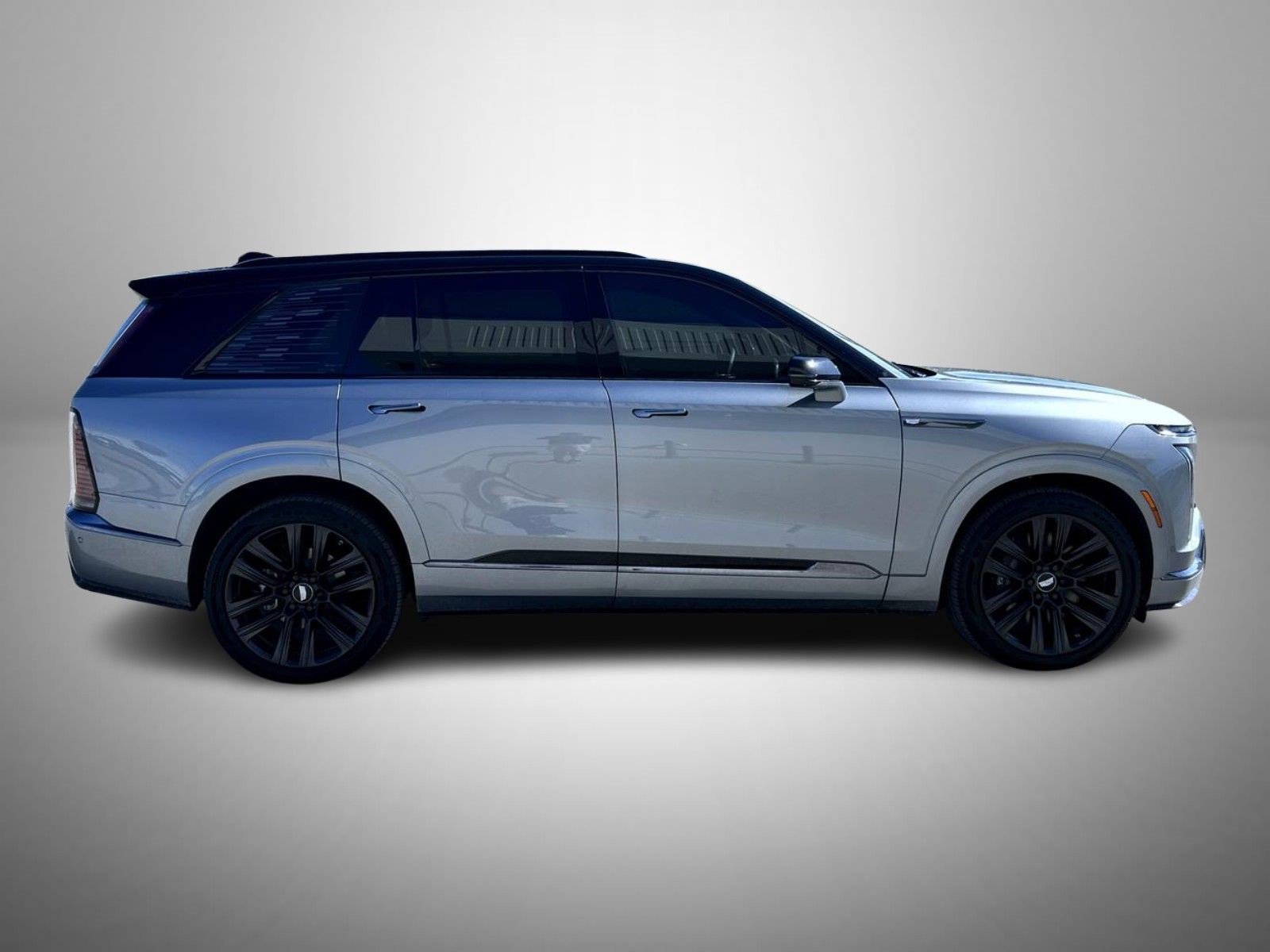 Certified 2026 Cadillac Vistiq Platinum AWD/4WD image 4