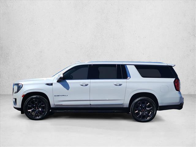 Used 2023 GMC Yukon XL Denali AWD/4WD image 9