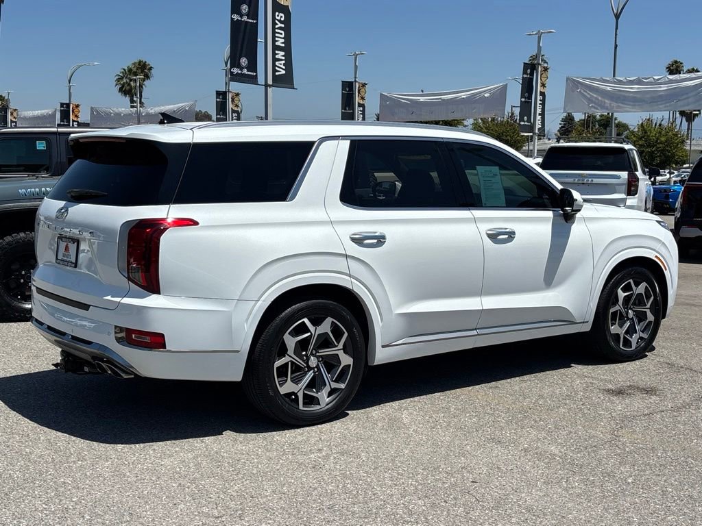 Used 2022 Hyundai Palisade Calligraphy w/ Cargo Package FWD image 4