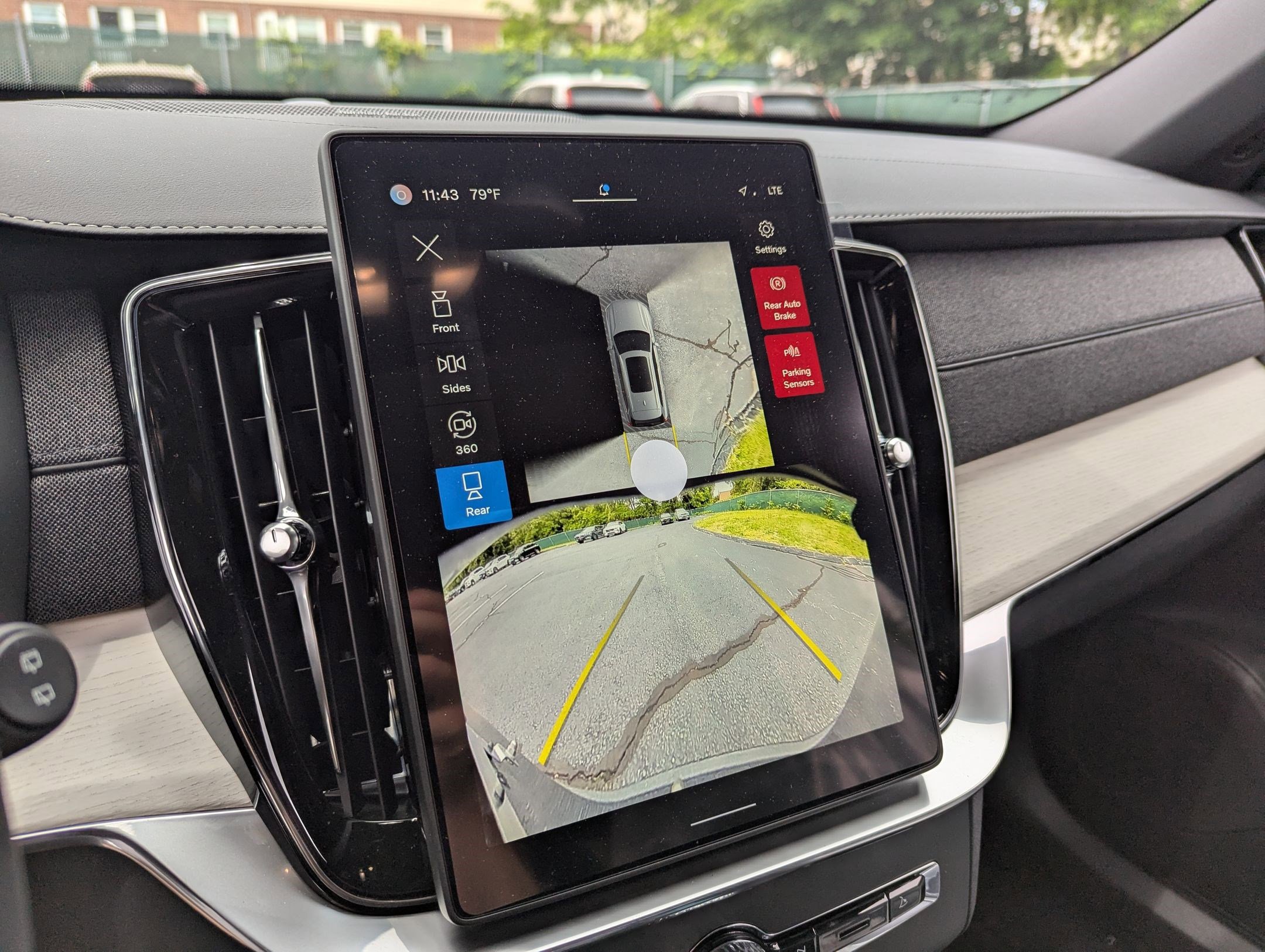 New 2025 Volvo XC90 B6 Ultra w/ Protection Package Premier image 15