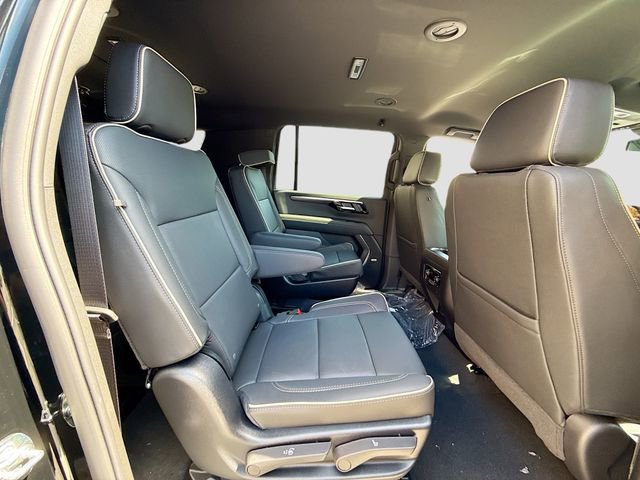 New 2025 Chevrolet Suburban Premier image 30