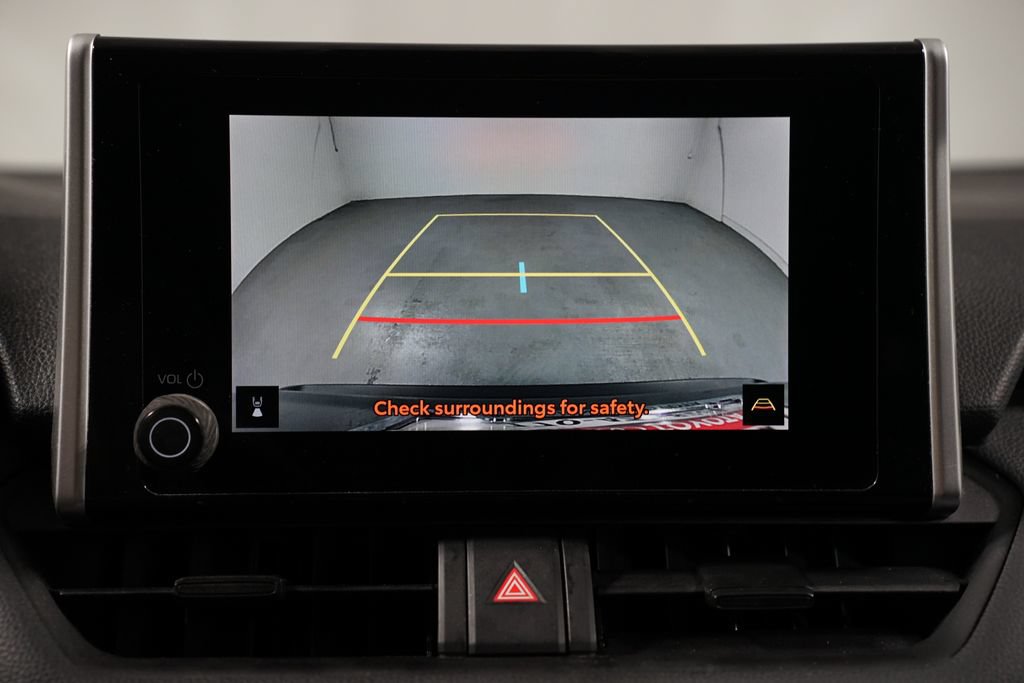 Used 2024 Toyota RAV4 XLE FWD image 19