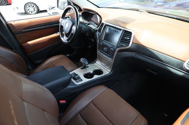 Used 2015 Jeep Grand Cherokee Summit AWD/4WD image 19