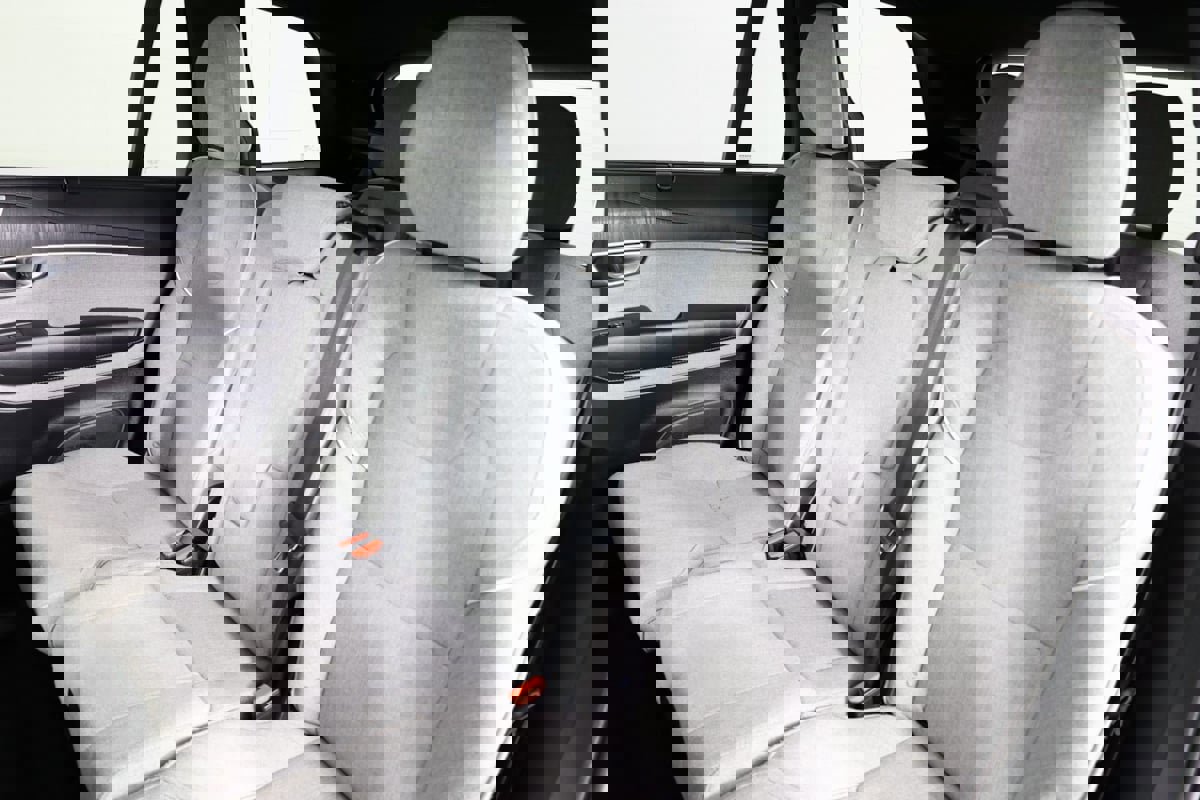 Used 2023 Volvo XC90 T8 Ultimate image 11