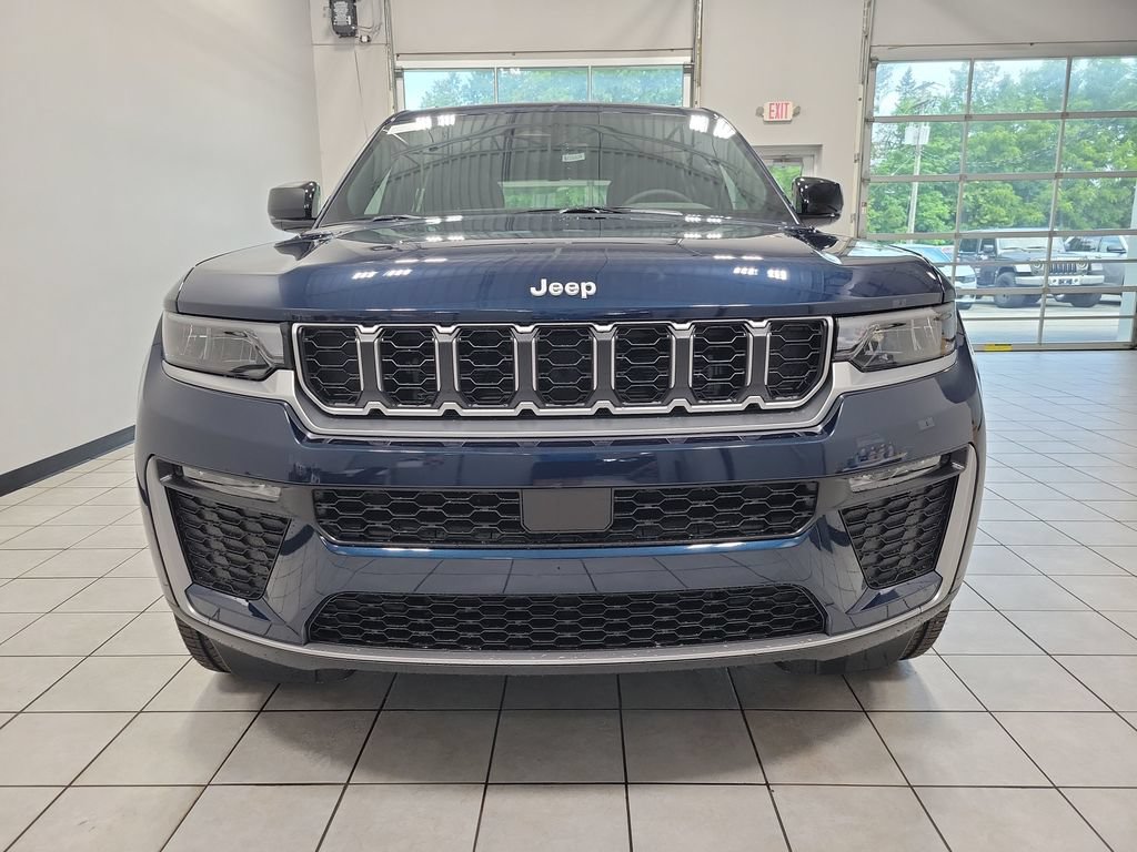 New 2026 Jeep Grand Cherokee L Limited AWD/4WD image 2