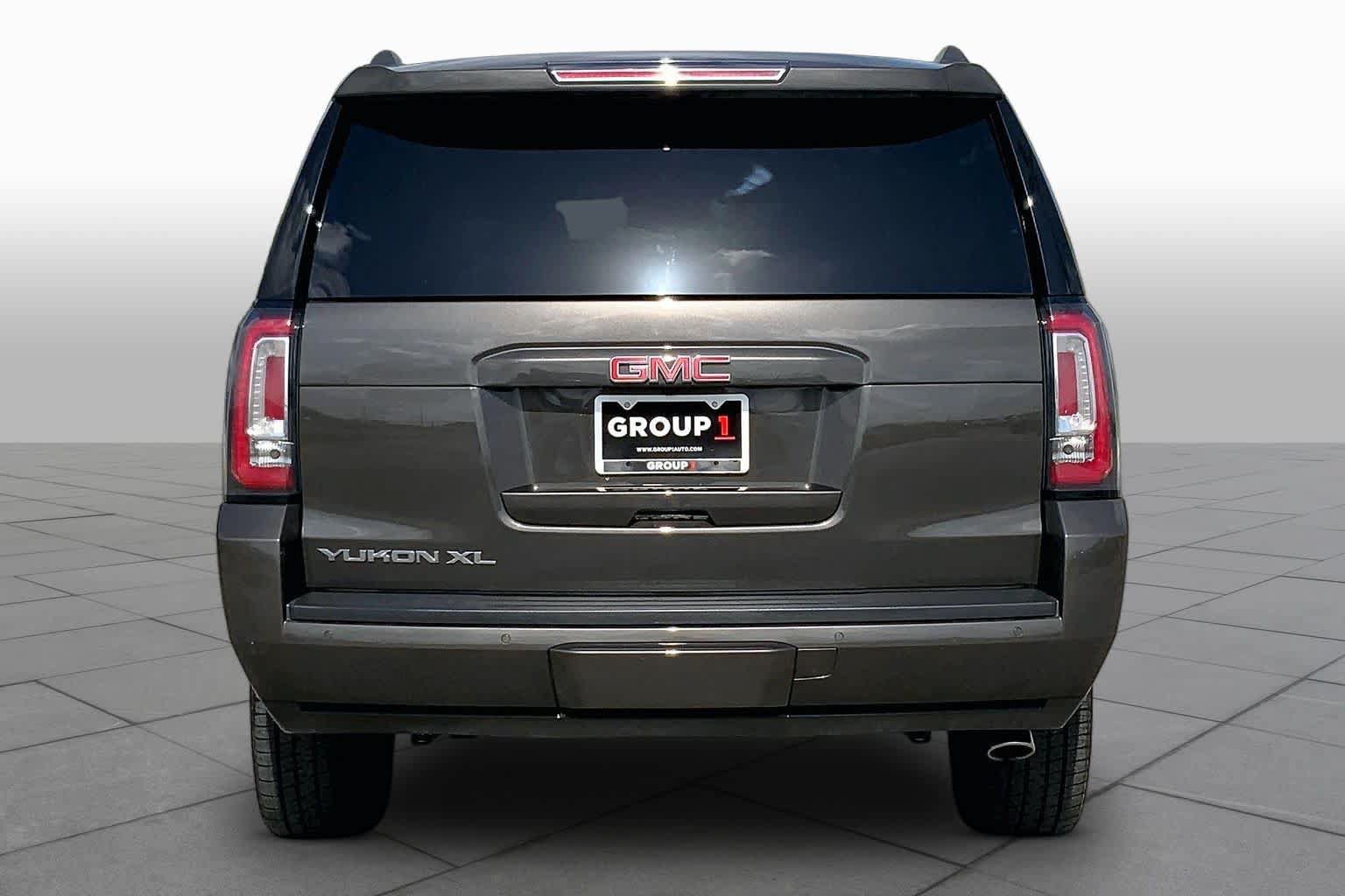 Used 2020 GMC Yukon XL SLT w/ Premium Edition RWD image 5