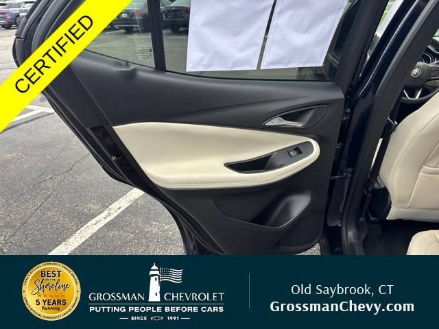 Used 2020 Buick Encore GX Essence w/ Experience Buick Package FWD image 23